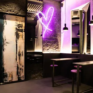 **** Otel Heart İtalya